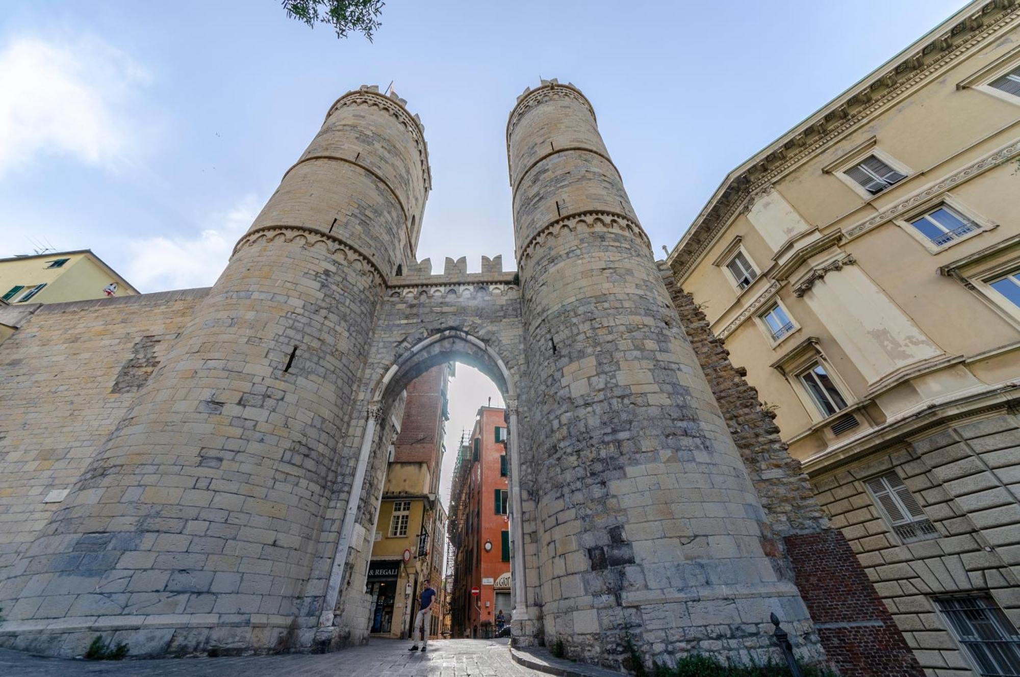 Castelli's Apartmetnts Fico 1 Genoa